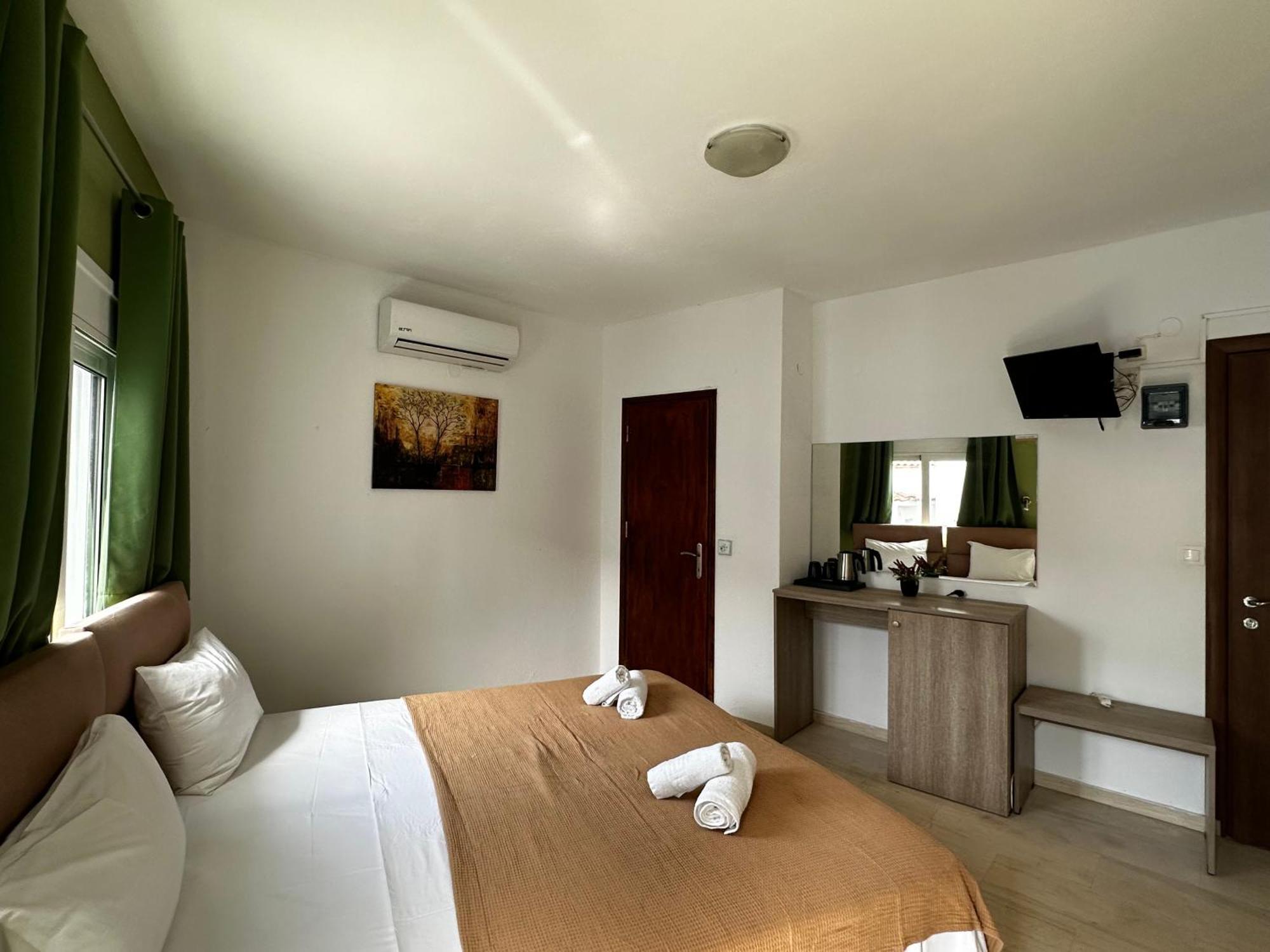 Skiathos Hills Studios Екстериор снимка