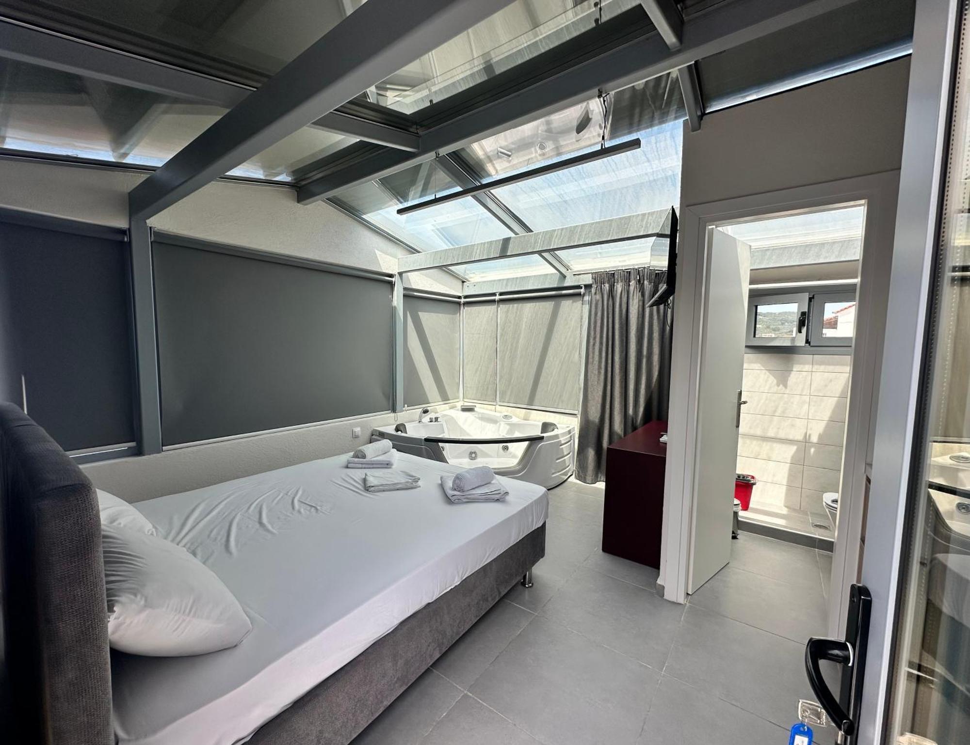 Skiathos Hills Studios Екстериор снимка